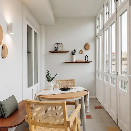 Pacaya - 2 Bedrooms, Office And Balcony In Eixample Dreta Apartment