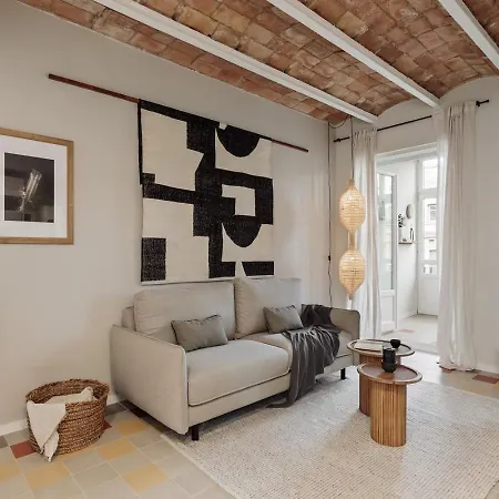 Apartment Pacaya - 2 Bedrooms, Office And Balcony In Eixample Dreta
