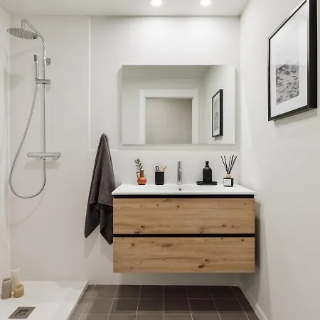 Pacaya - 2 Bedrooms, Office And Balcony In Eixample Dreta Barcelona
